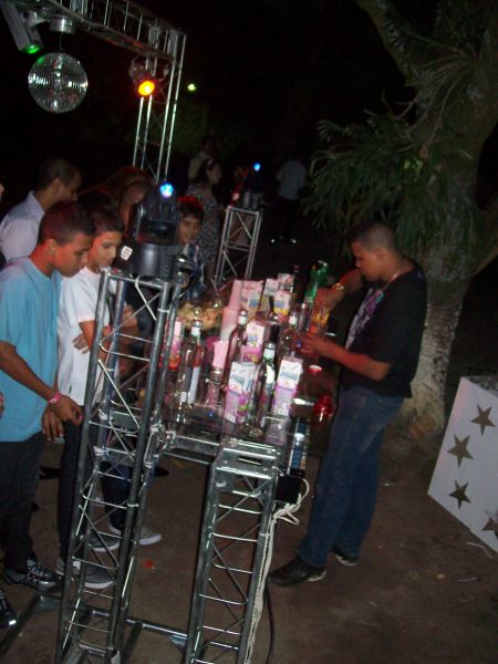 BAR EM BOX TRUSS/ Novidade FAZENDO ARTE EVENTOS RJ ( Show)